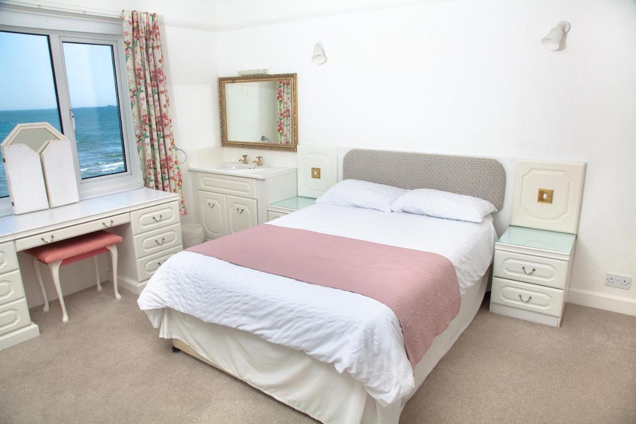 Weymouth Bay Apartment C Eksteriør billede